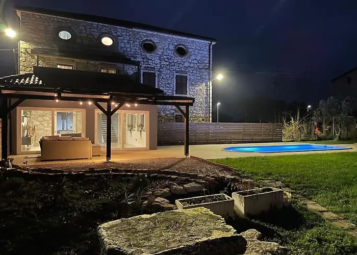 Villa Makale